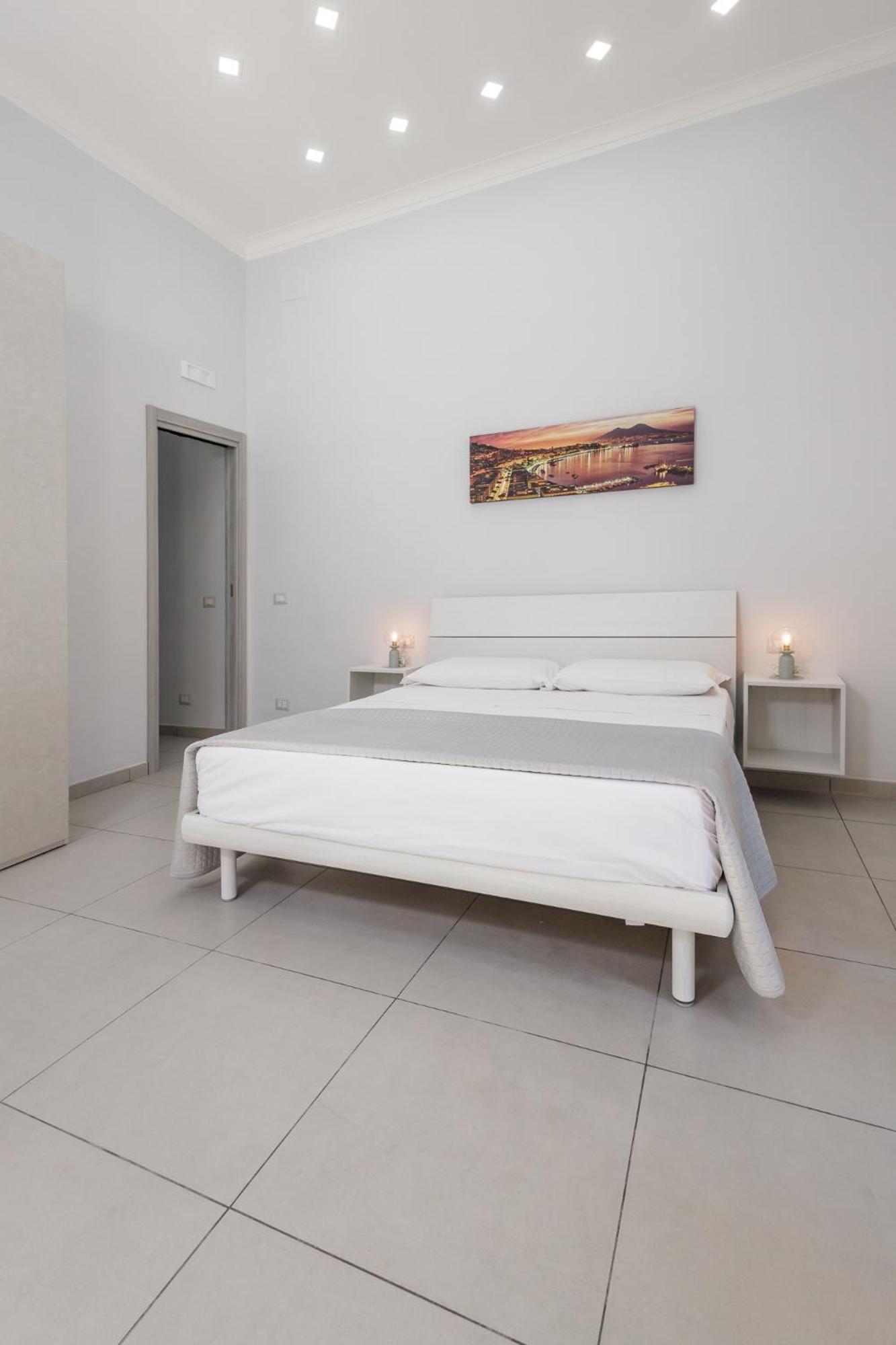 فندق Caroline'S House نابولي المظهر الخارجي الصورة