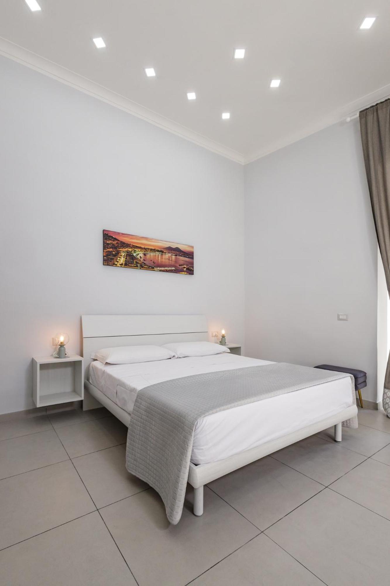 فندق Caroline'S House نابولي المظهر الخارجي الصورة