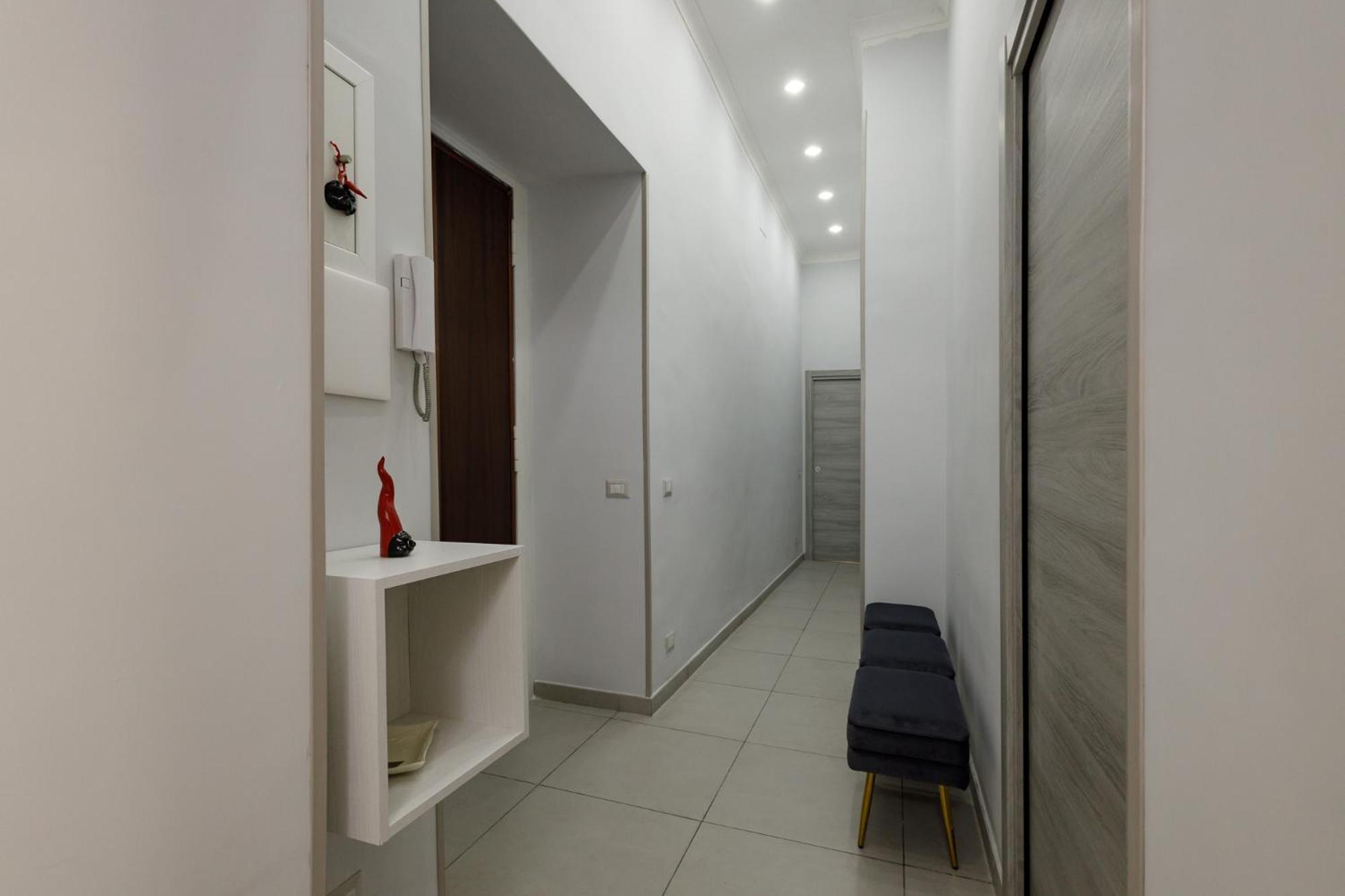فندق Caroline'S House نابولي المظهر الخارجي الصورة